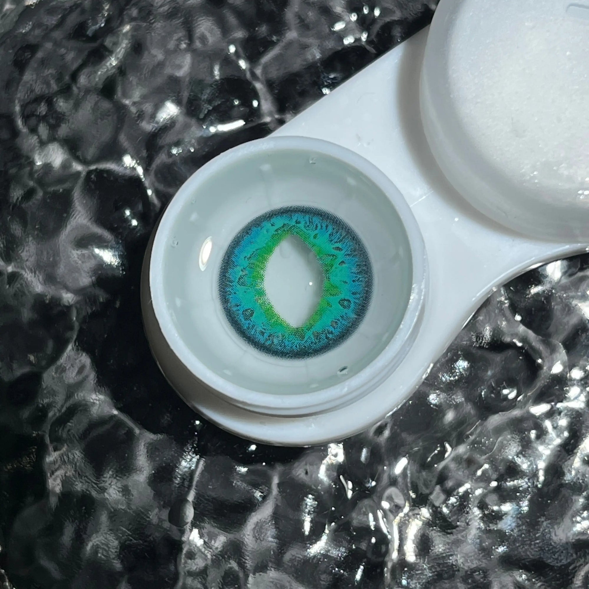 ComicPie HD286-2 Sephiroth Contact Lenses